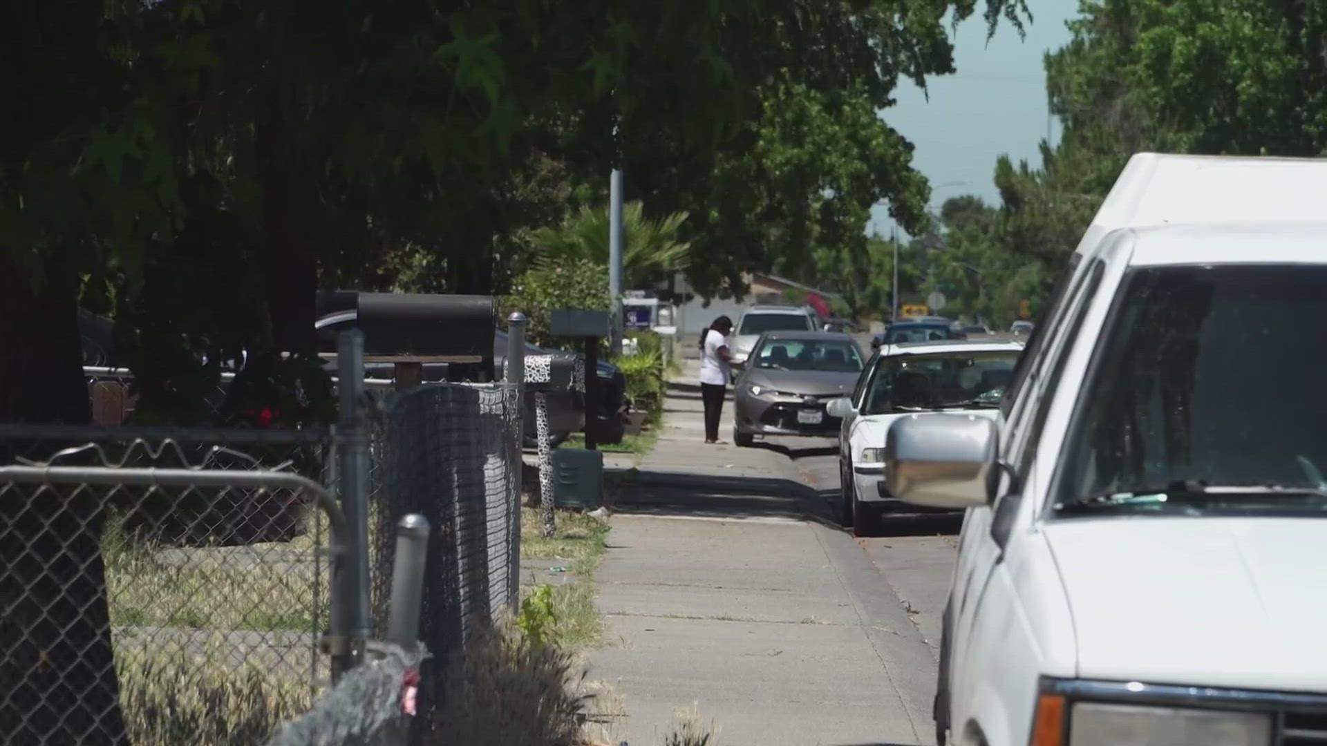 70-year-old woman robbed while walking in Stockton neighborhood