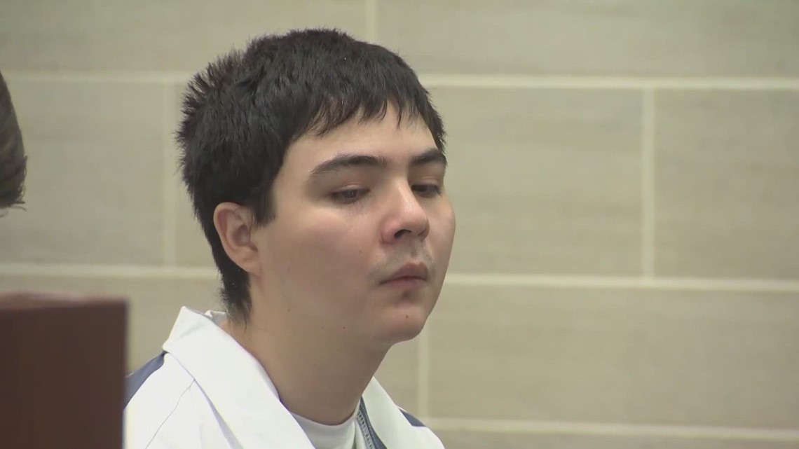 Judge concludes there's enough evidence to show probable cause in Davis