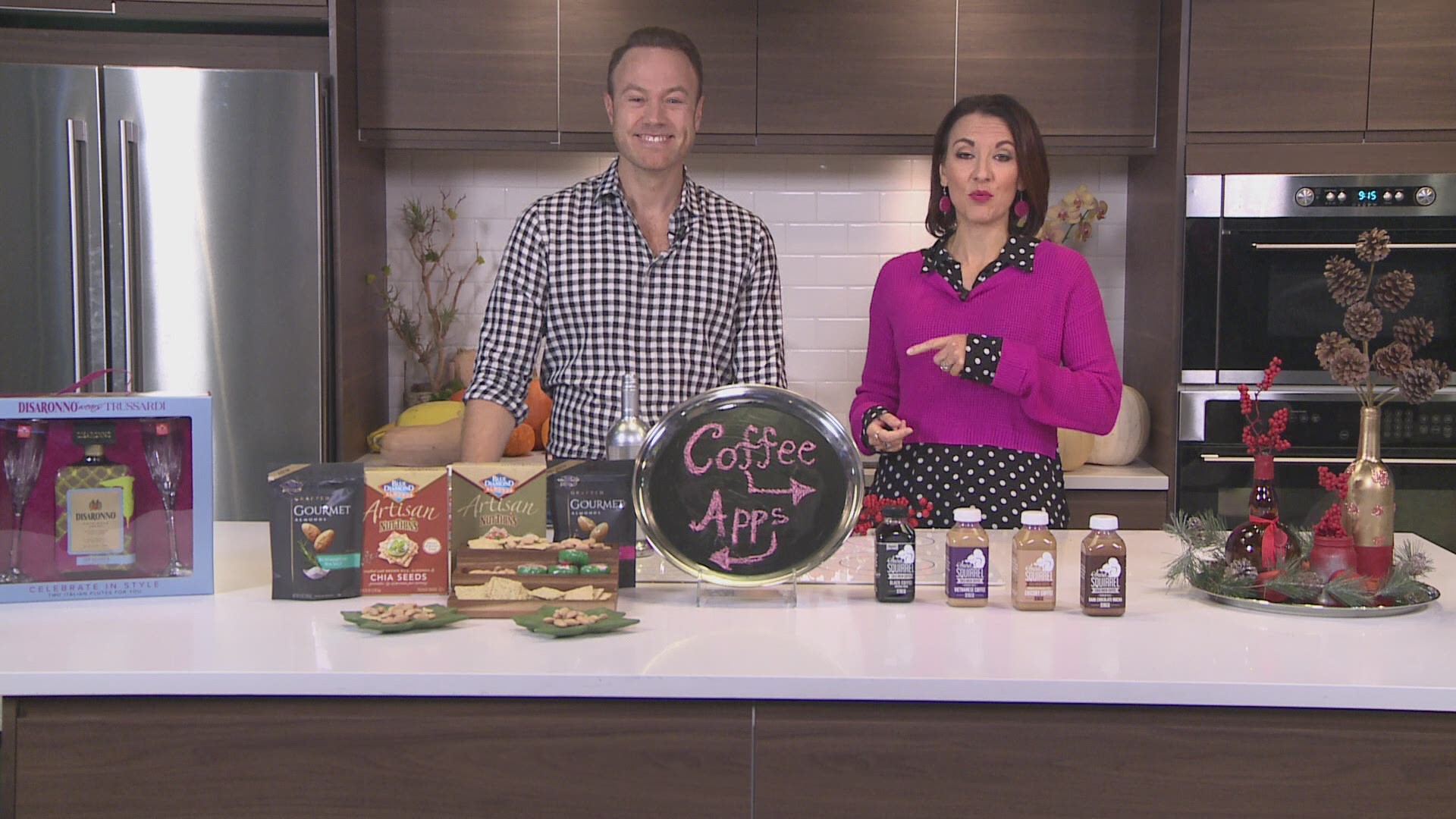 Party planner Paul Zahn gives us fun and affordable ways to spice up any holiday party!