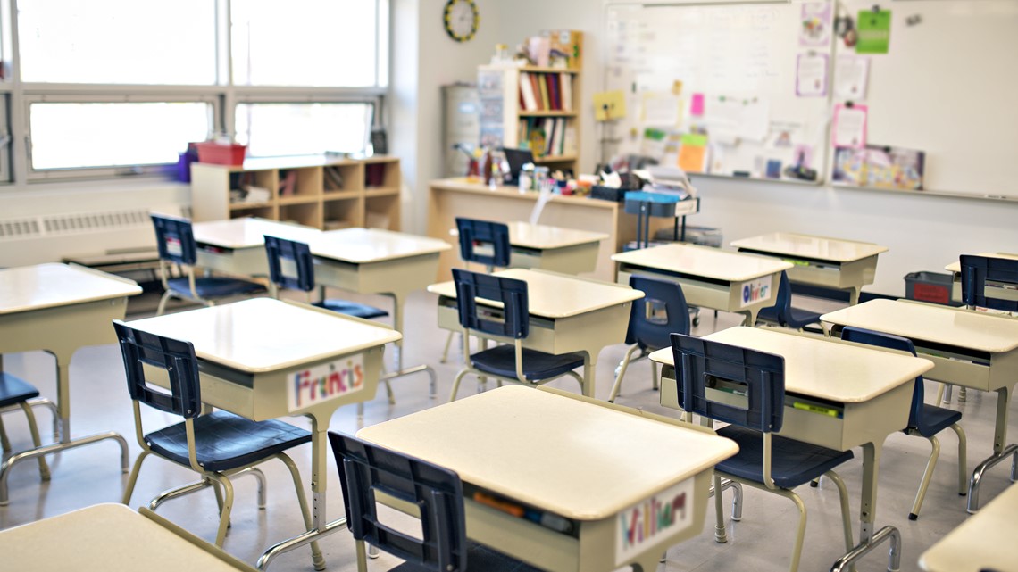 California students explain the language barriers in schools - Vimarsana News