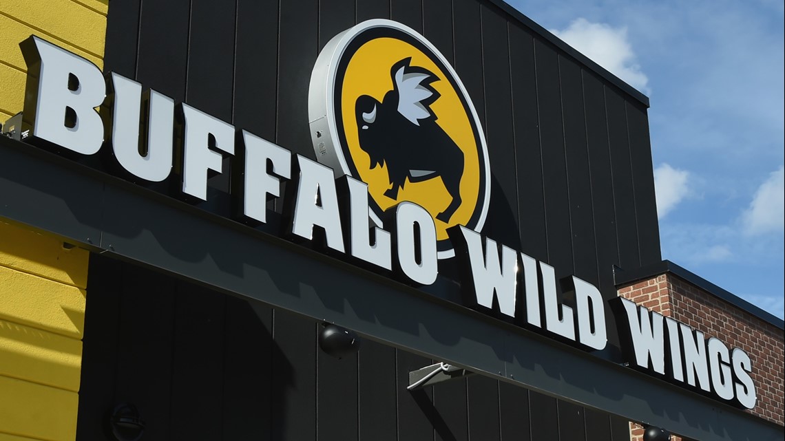 Merchandiser Hjelm Uluru Elk Grove Buffalo Wild Wings opening moved to 2021 | abc10.com
