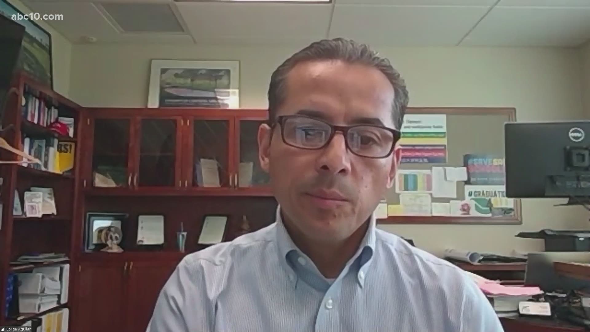 What help are we providing for high school seniors? Coronavirus Outbreak Answers | COVID-19 in Context. SCUSD Superintendent Jorge Aguilar answers your questions.