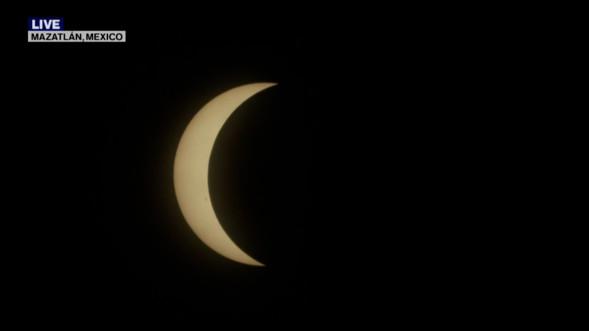ECLIPSE 2024 | A timelapse from Mazatlan, Mexico of the path of totality