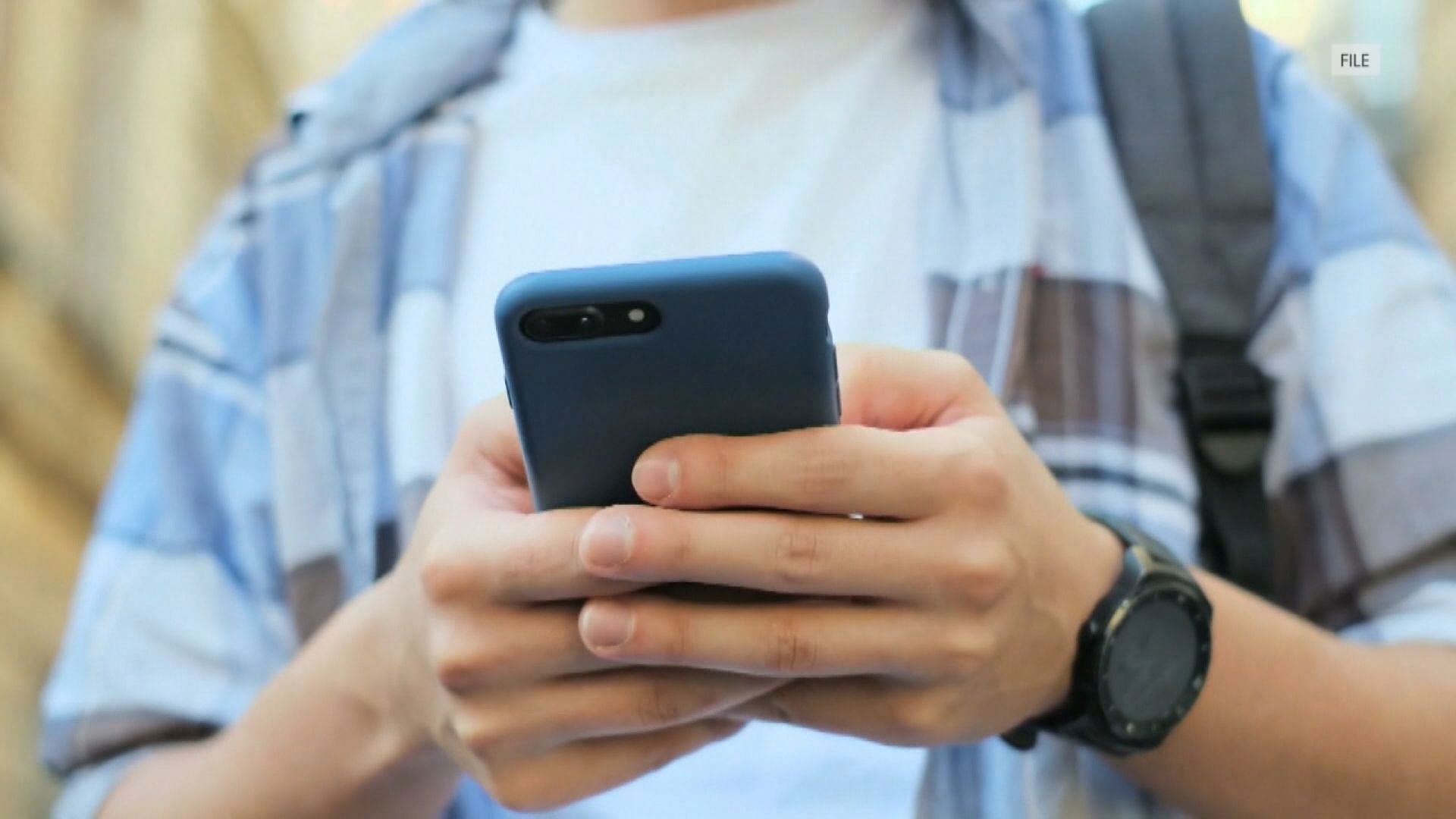 Tracy Unified School District enforces a new phone-free classroom policy under California's new law, aiming to boost focus and reduce distractions among students.