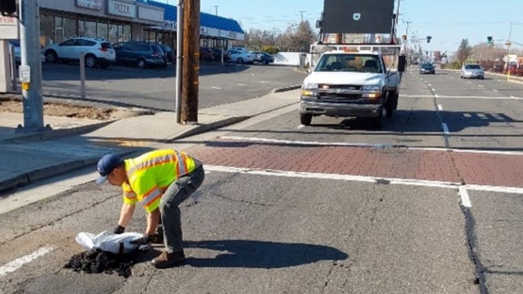 'Be the city’s eyes and ears': Citrus Heights relies on residents to report potholes. Here's how