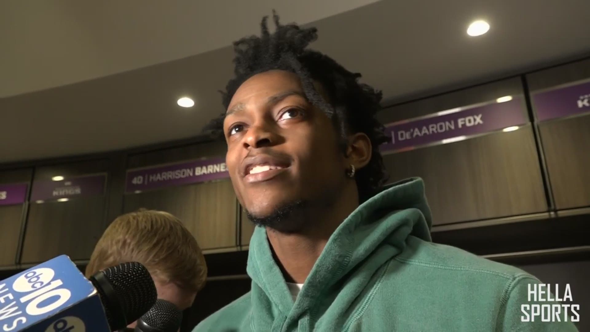 Kings point guard De’Aaron Fox talks about facing his former teammate Willie Cauley-Stein for the first time in Sacramento.