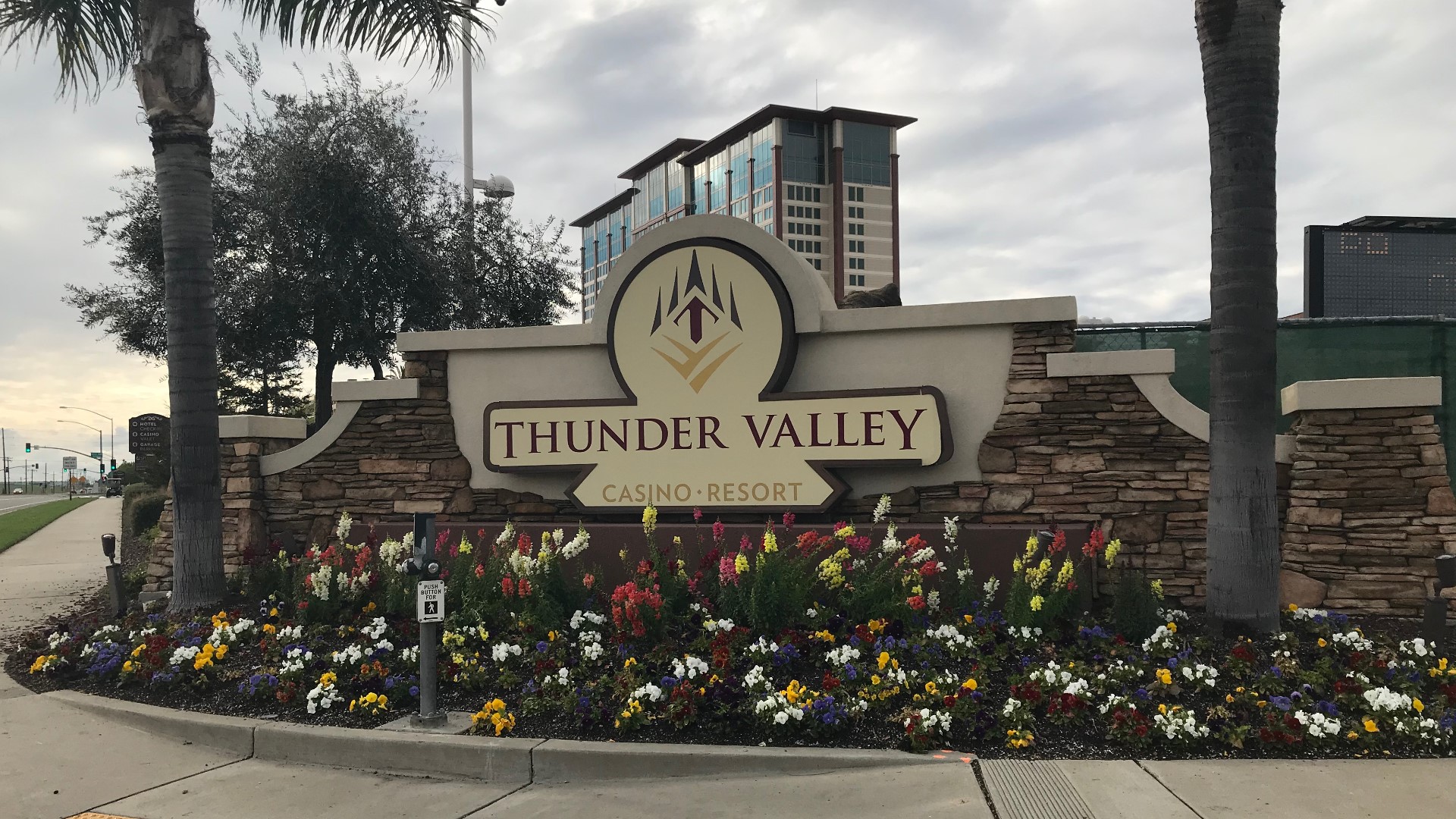 Thunder Valley Casino employees shared a memo with ABC10 that tells dealers to not use hand sanitizer at the table because it makes the cards sticky.
