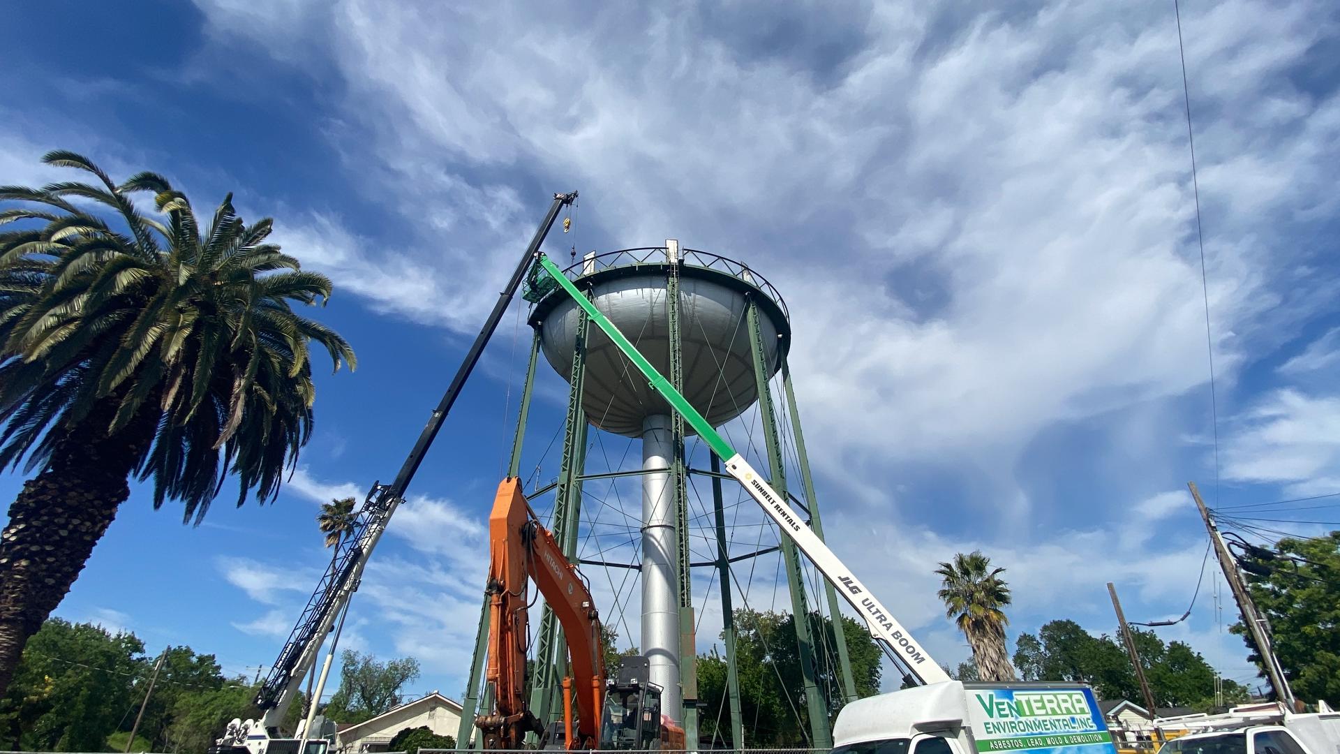 The decommissioning of an elevated water storage tank in Stockton is underway.