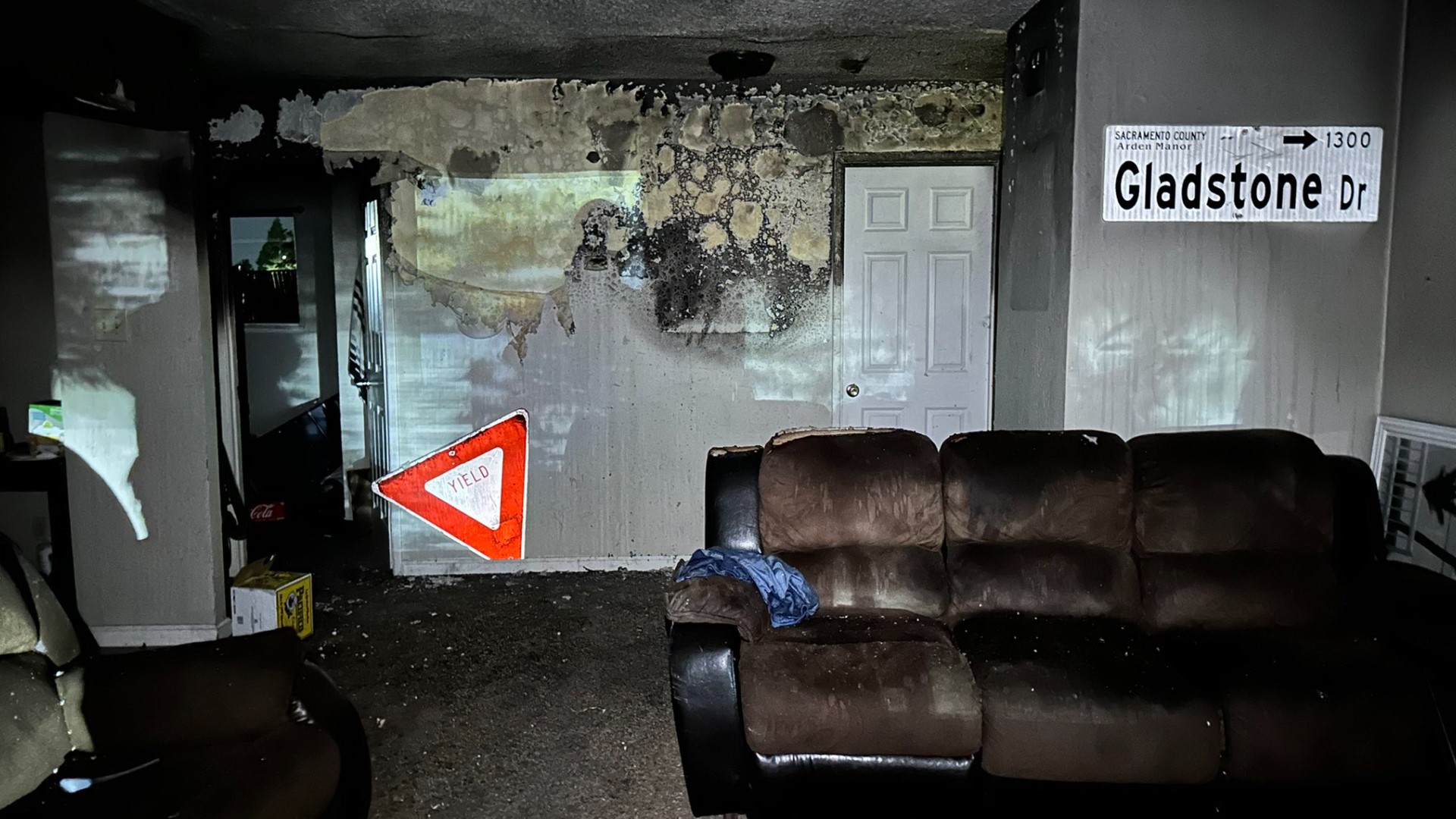 Rosemont house fire leaves 4 displaced