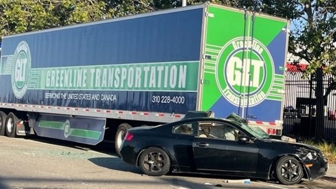 Accident in Tracy sees car hit big rig, 1 person dead, police say - Vimarsana News