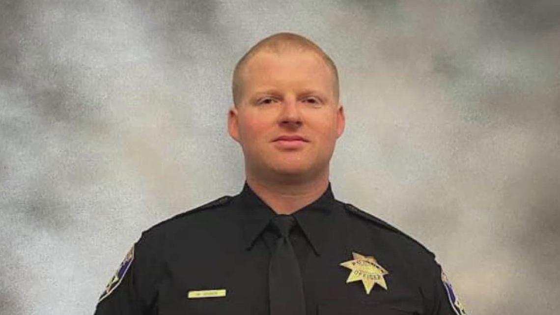 Remembering Vacaville Police Officer Matthew Bowen | abc10.com