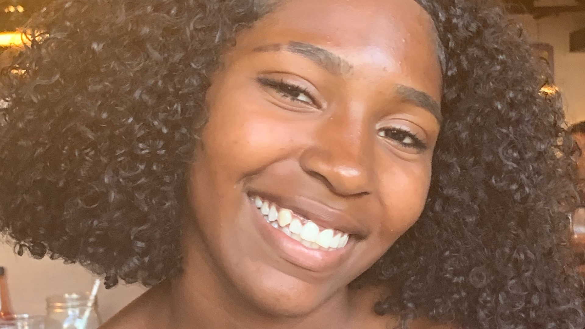 Alynia Lawrence was shot in a parked car at a liquor store on Stockton Blvd in South Sacramento. Her family is seeking help finding the shooter.