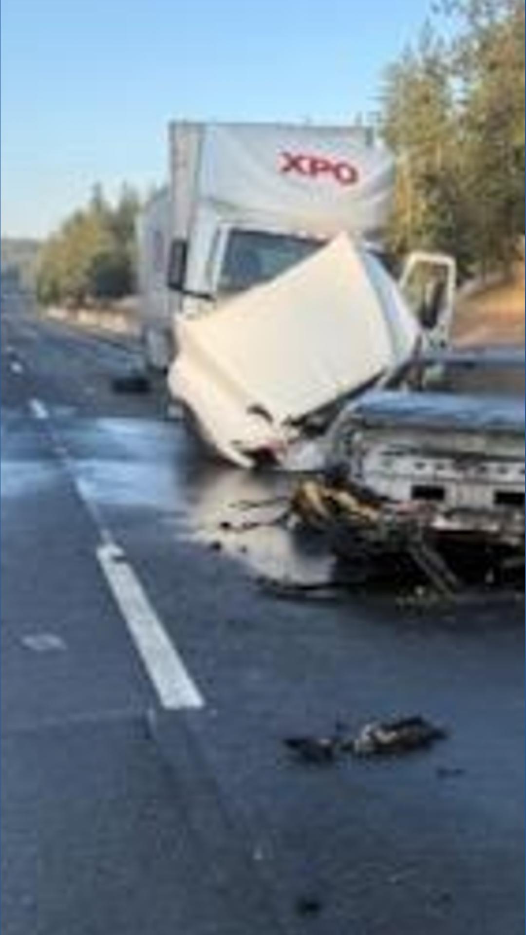 入手困難co-fe Two dead in wrong-way crash on I-80 in Colfax, eastbound lanes