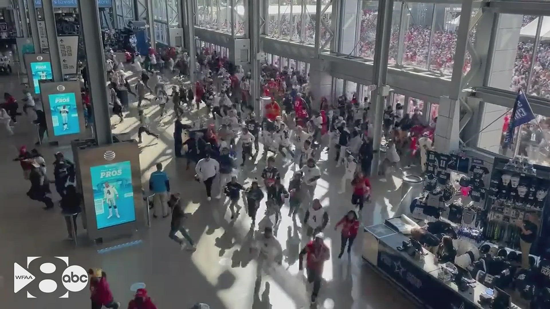 Cowboys fans throw trash as team loses playoff game vs 49ers | abc10.com