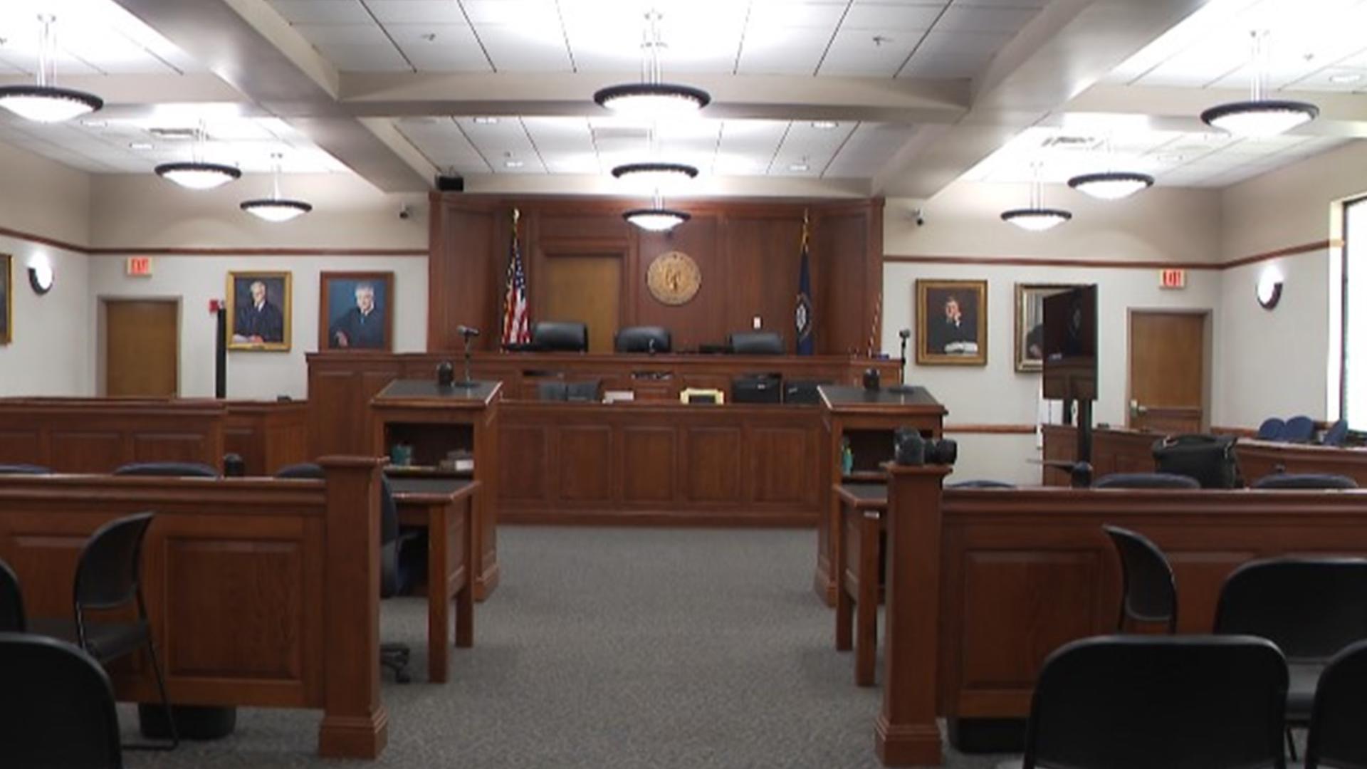 Crystal Rogers case: Steve Lawson trial begins with opening statements ...