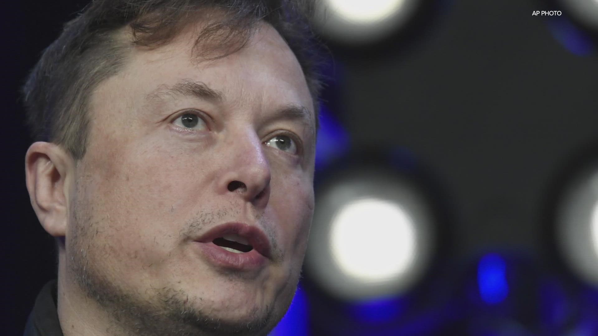 Elon Musk moving forward with Twitter deal