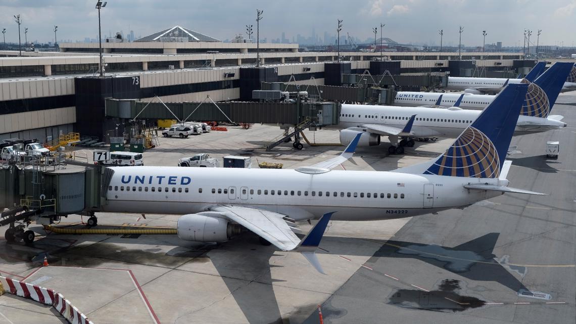 United Airlines Vaccine Sweepstakes Offers 1 Year Of Free Flights Abc10 Com