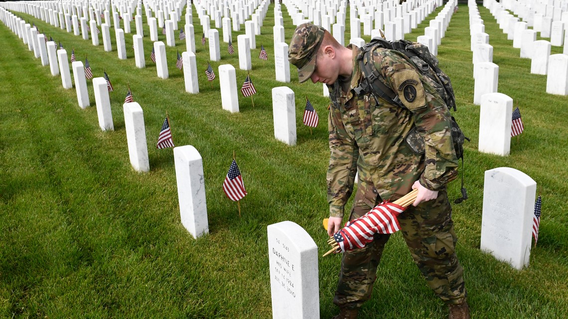 What's the difference between Memorial Day and Veterans Day? | abc10.com