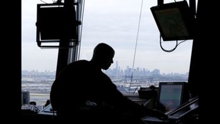FAA hiring air traffic controllers | Here's what you need to apply